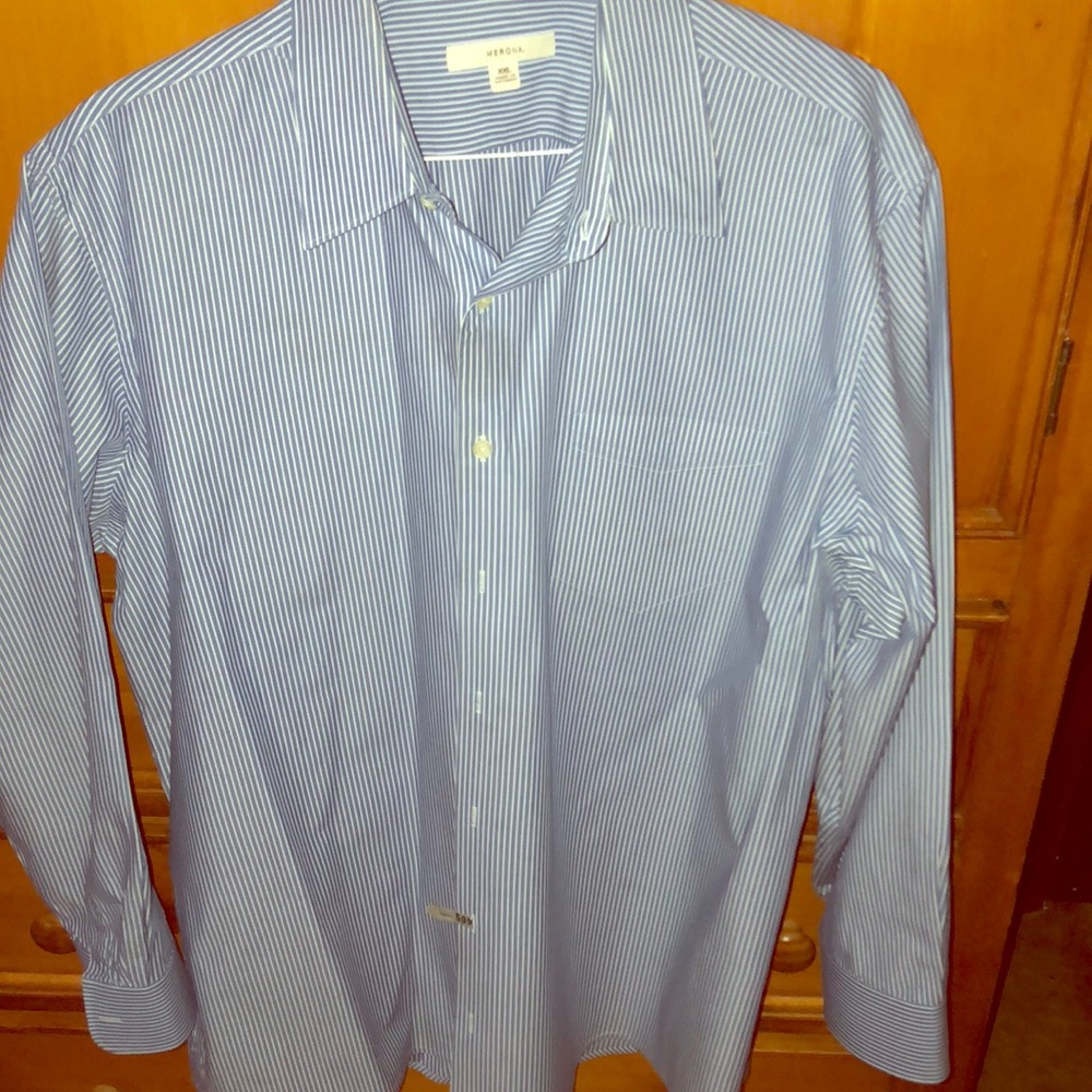 Men’s Blue and White Striped Dress Shirt